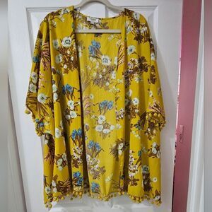 Umgee floral kimono size M/L NEW WITHOUT TAGS